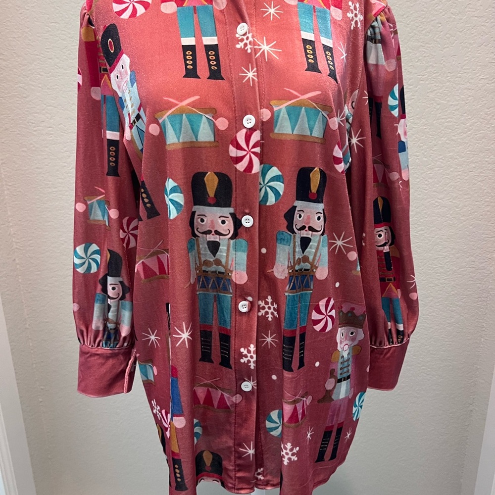 Nutcracker Print Button Down Shirt - image 4